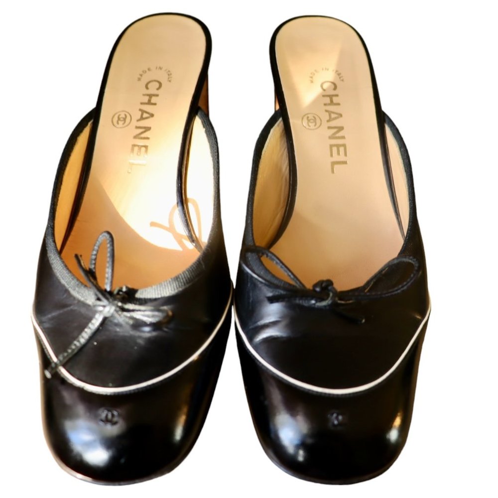Vintage Chanel Black Patent Leather Mules Circa 2003